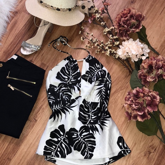Laundry By Shelli Segal Tops - LAUNDRY black/white leave top